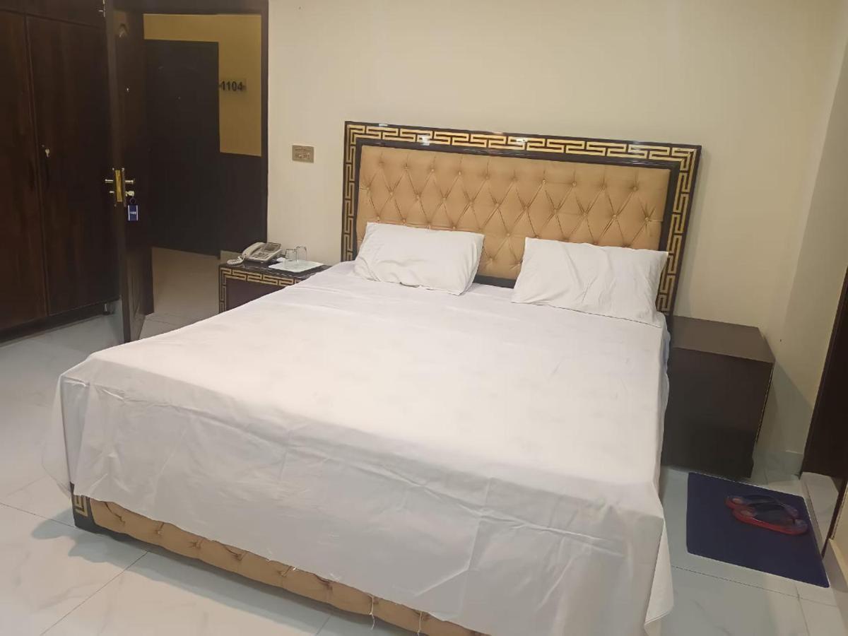 Hotel White Pearl Lahore Eksteriør billede
